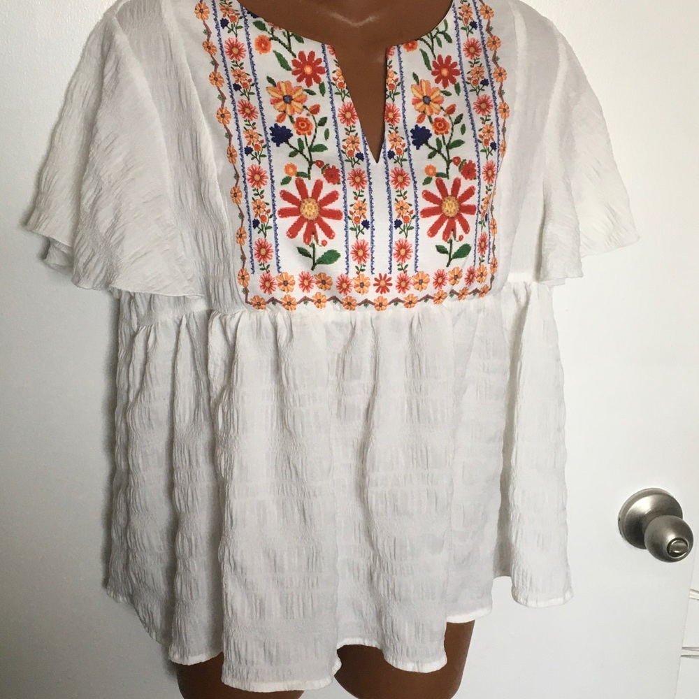 White Embroidered Flutter-Sleeve Women’s Top 104